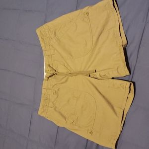 Tommy Hilfiger olive shorts